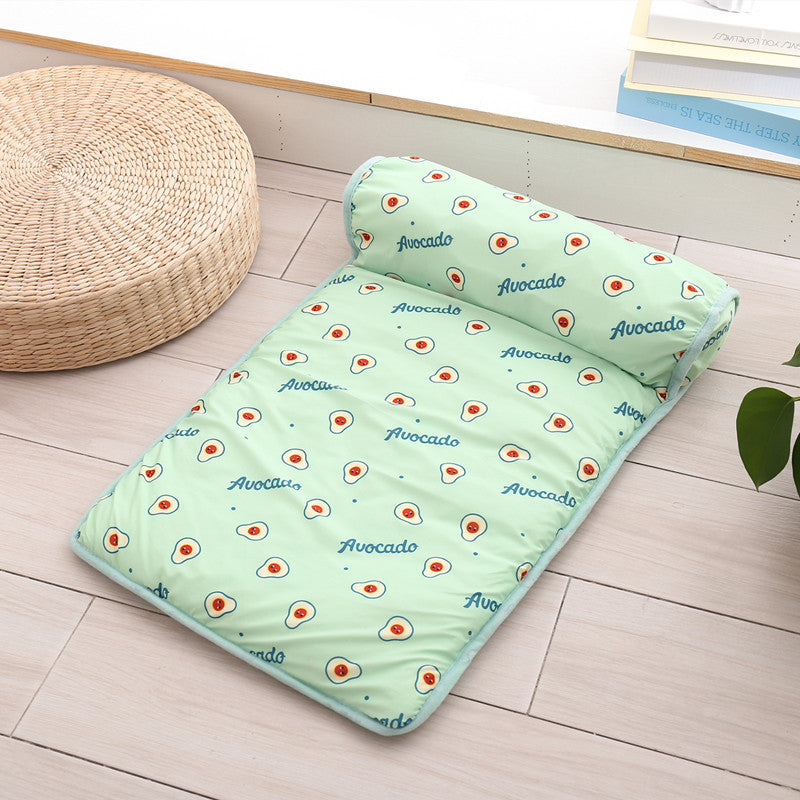 Breathable ice silk cooling mat for dogs and cats during warm weather - Green 