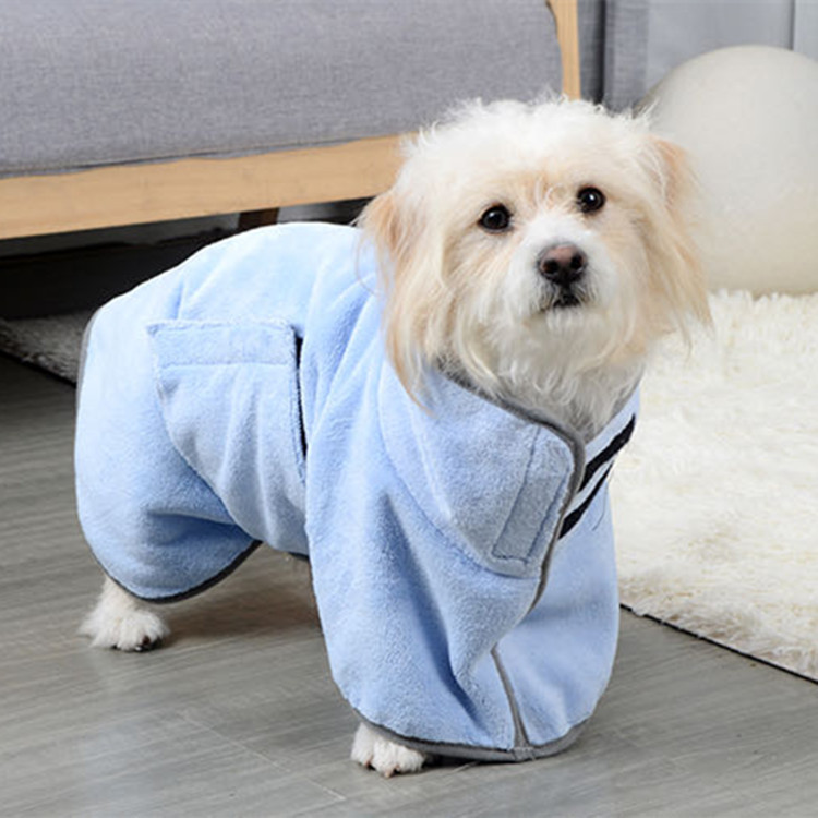 Quick-drying pet towel bathrobe for dogs and cats after bath time - Blue